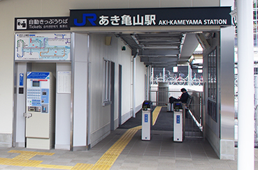 �����T�R�w