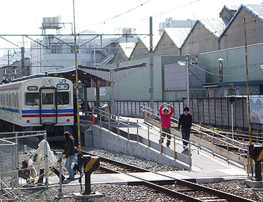 ���� ���_���w ���w��