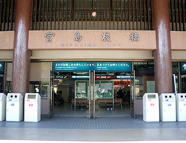 �{���V��