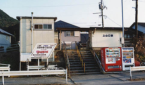 �R���� ��R���w