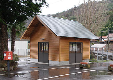 �R���� �O�J�w