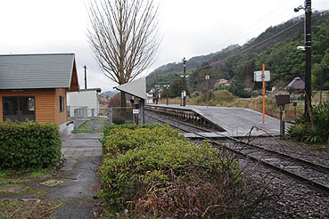 �R���� �O�J�w