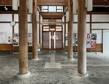 �R���� �����w