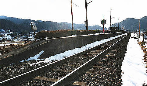 �R���� �n��w