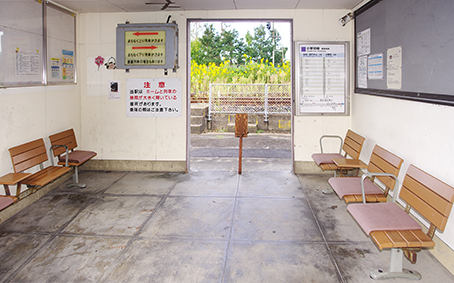 ����c���E�ڏo�w