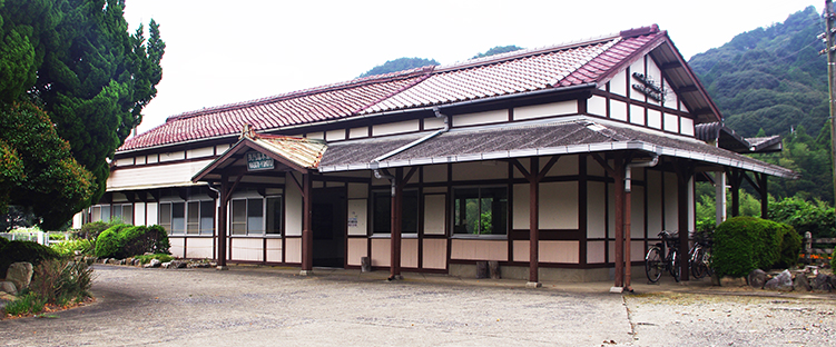 ���哒�{�w