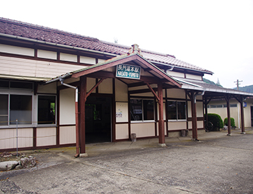 ���哒�{�w