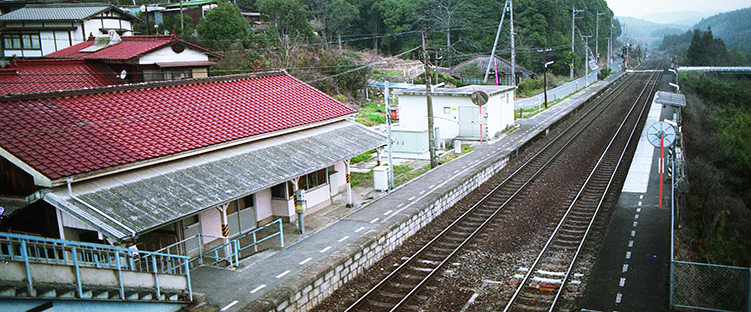 ���m���w