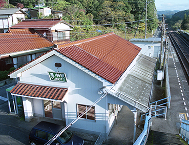 ���m���w