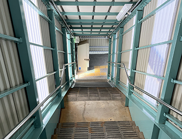 �R�A�� ���v��w