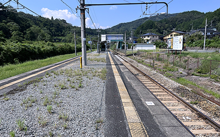 �R�A�� ���v��w