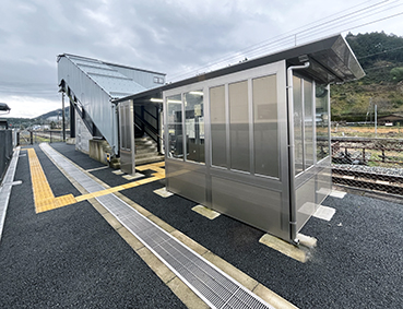 �R�A�� ����v��w