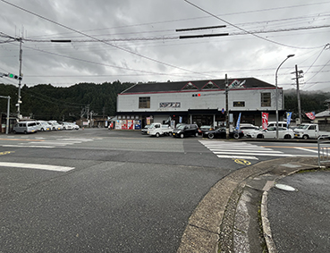 �R�A�� ����v��w