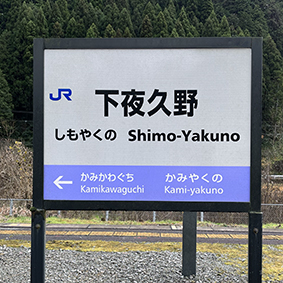 �R�A�� ����v��w