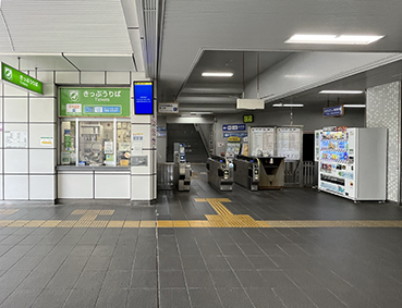 �ޗǐ� JR���q�w