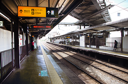 �������w