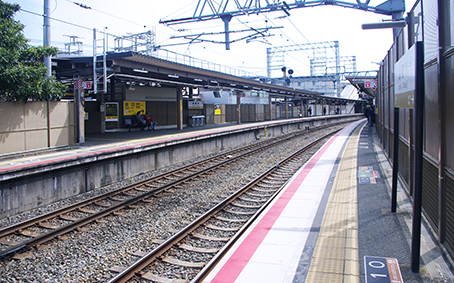 �������w