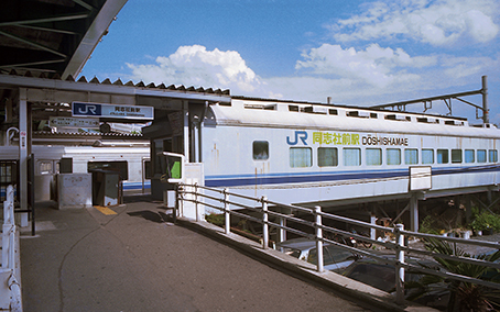 ���u�БO�w