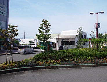 ����R��w