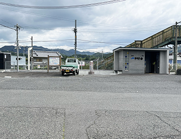 �a�̎R�� ���c�w