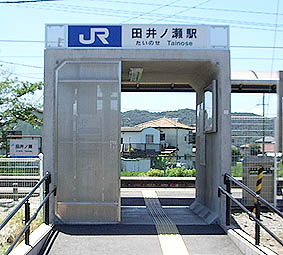 �c��m���w