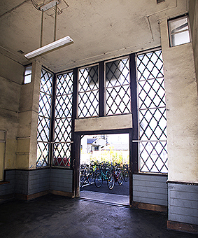 ��a�� �I�ɒ��m���w