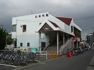 ���{���w