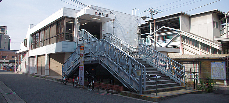 ���{���w