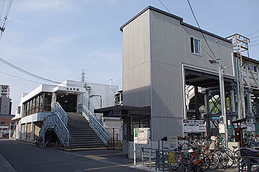 ���{���w