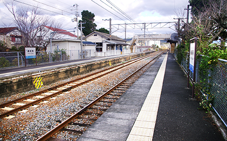 �������w