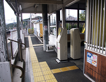 �������w