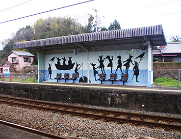 �I�ɐV���w