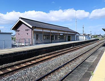 �Q�{�� �c�ۉw