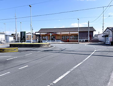 �Q�{�� �c�ۉw