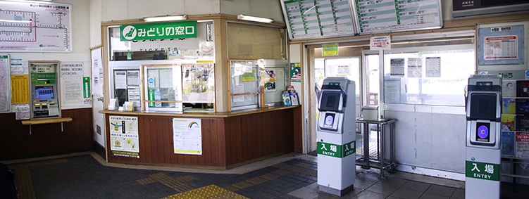 ���ωi���w