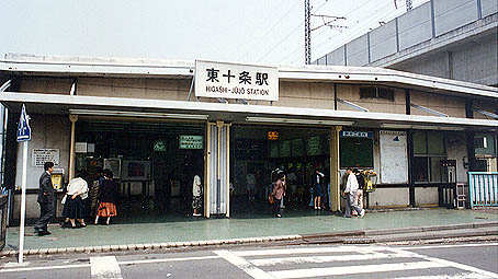 ���\���w