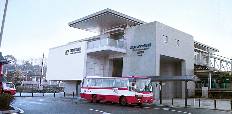 ���{�����w��