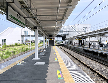 ���k�� �{�{�w