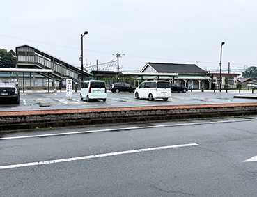 ���k�� ���w