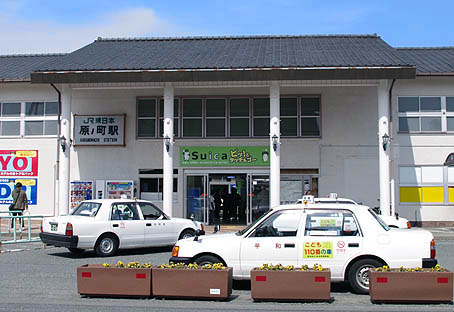 ���m���w