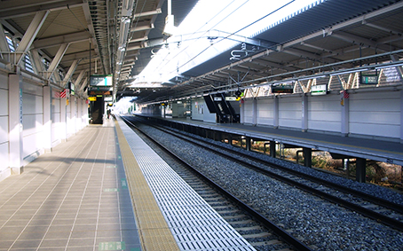 ��z�� ����{�w