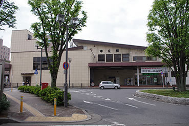 ����� �{���w