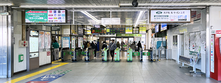 ����� ����w