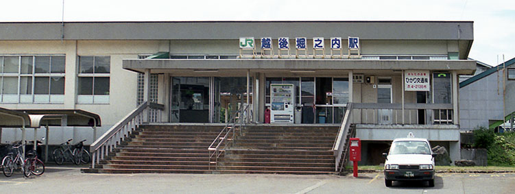 �z��x�V���w