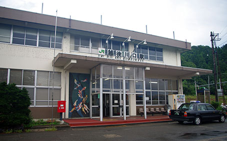 �z�����w