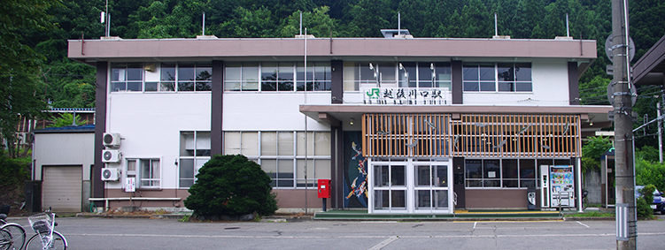 �z�����w