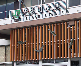 �z�����w