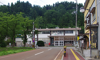 �z�����w