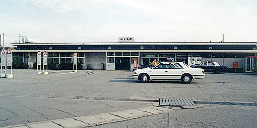 ���V���w