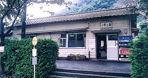 �����w ���w��